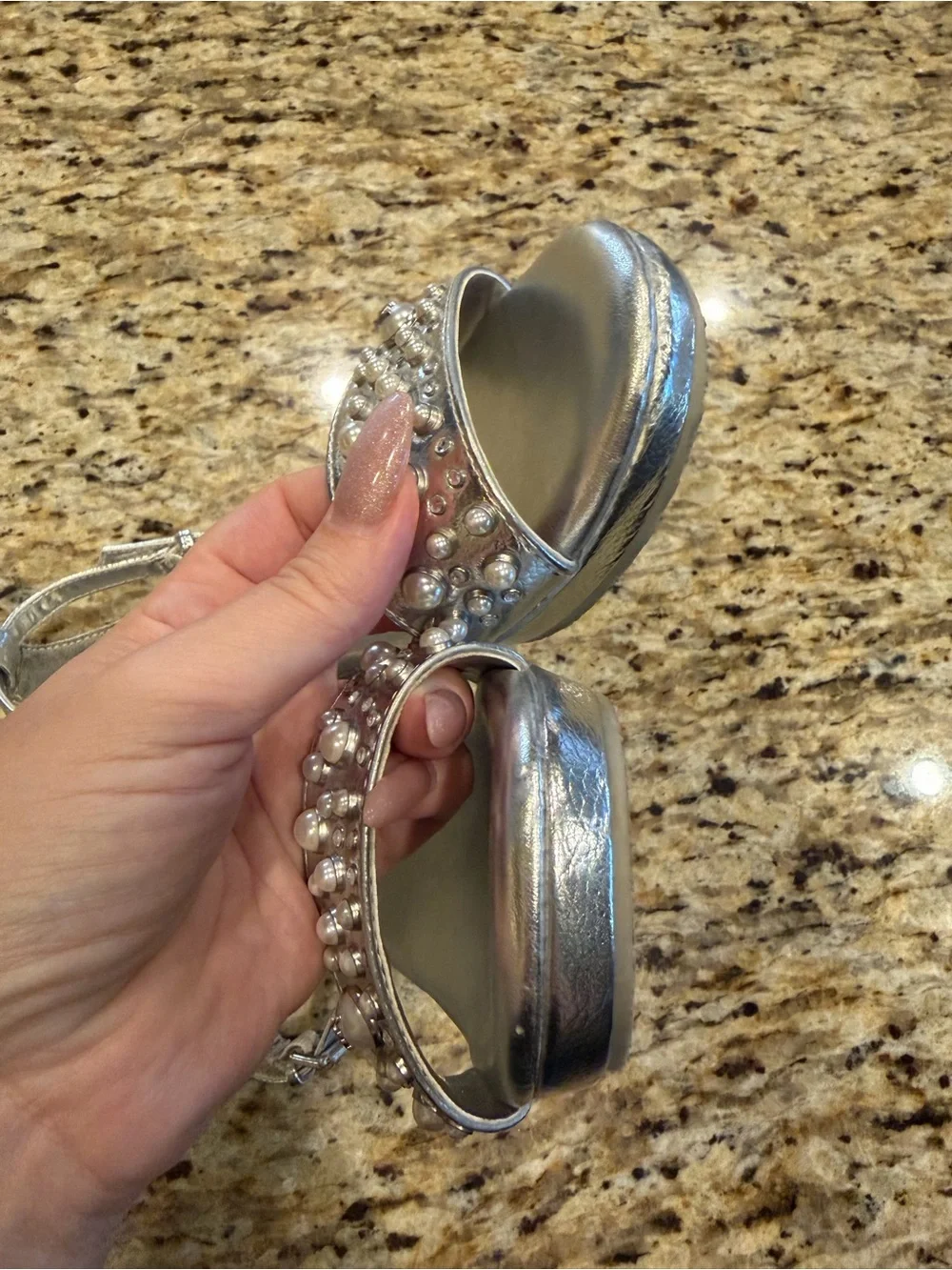 Michael Kors Silver Pearl Embellished Sandals Girls Size 3 youth, GUC